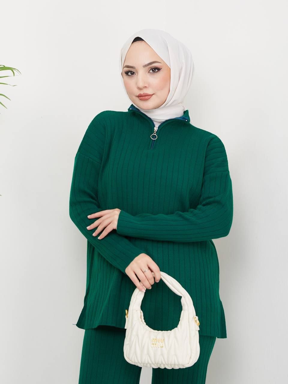 Pants Knitted Set – One Size. Cozy, stylish, and effortlessly chic!