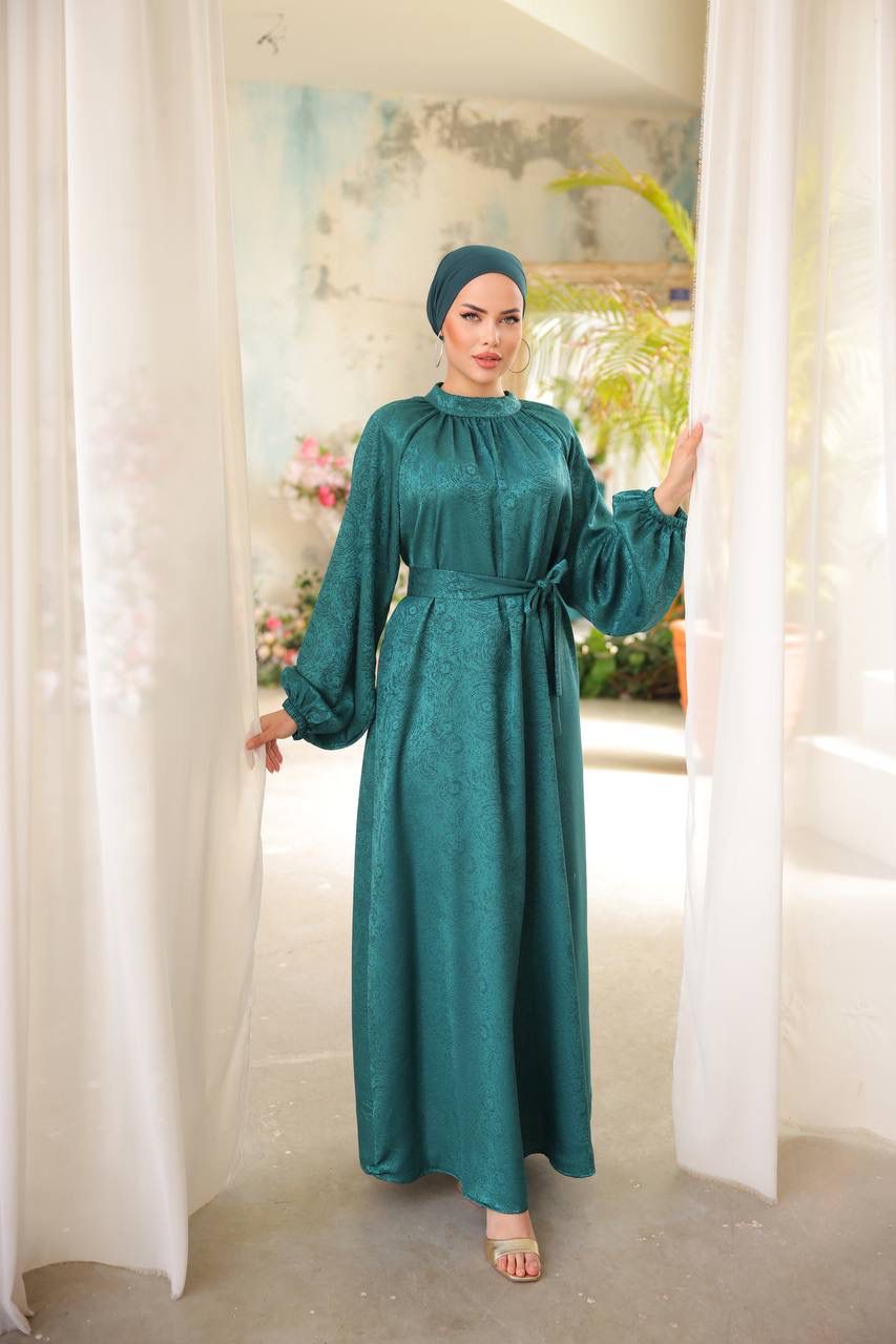 Luxury Long Dress – High-quality polyester fabric