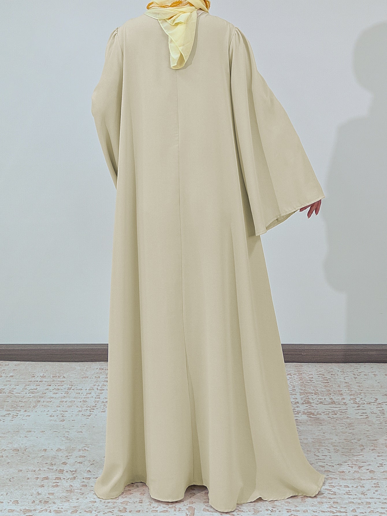 Elegant Bow Detail Maxi Dress