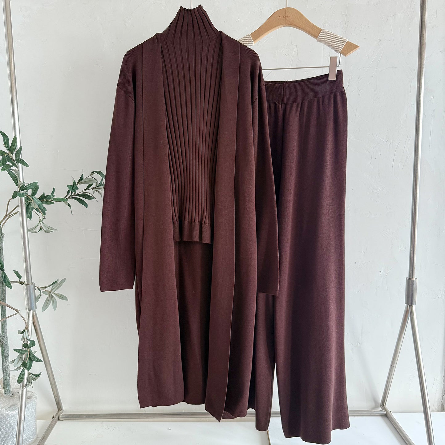 Elegant Two-Tone Knit Set – Modest Chic Matching Outfit