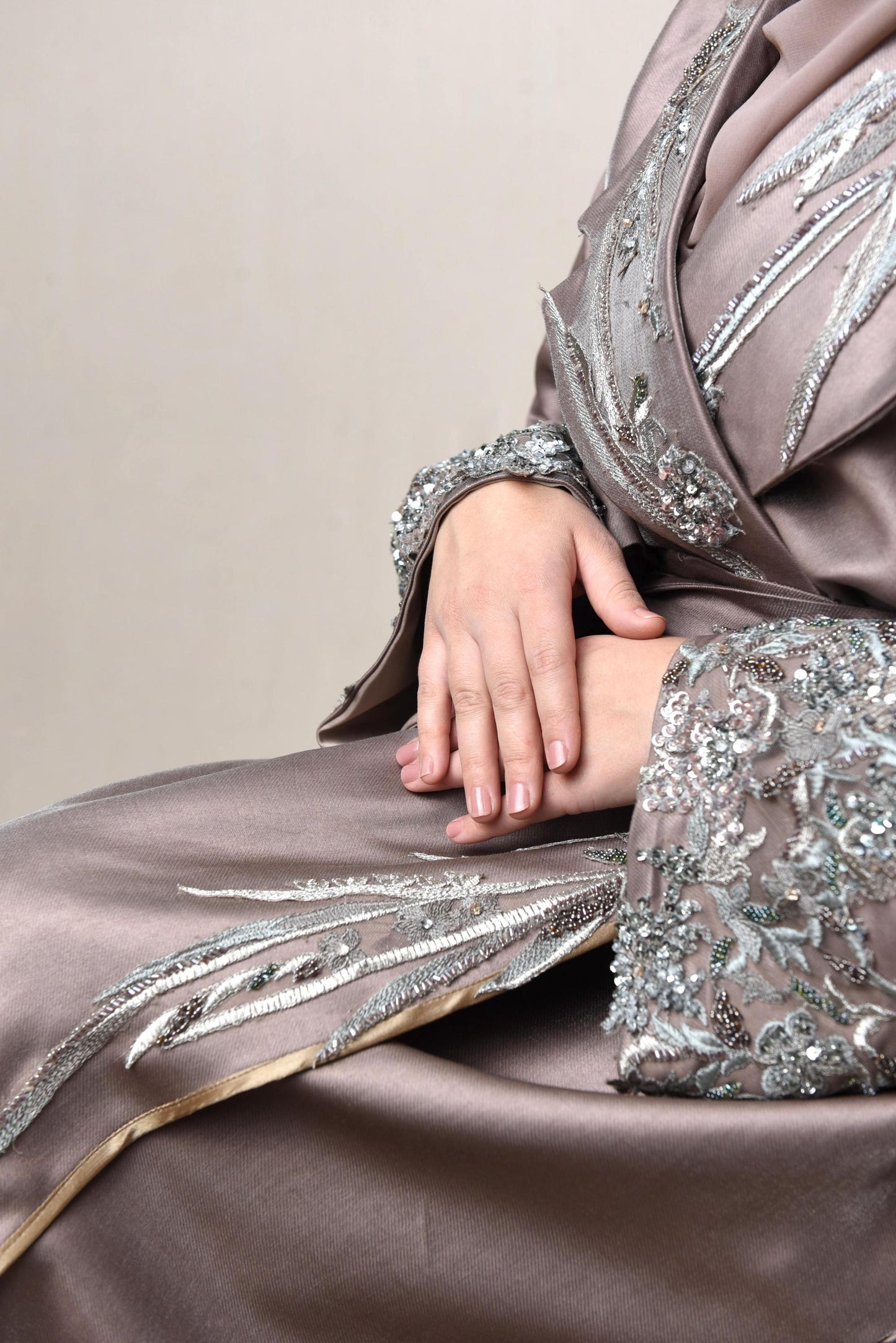 Luxury Designer Abaya – Handmade Elegant Modest Wear – Premium Embroidered Arabian Dress”