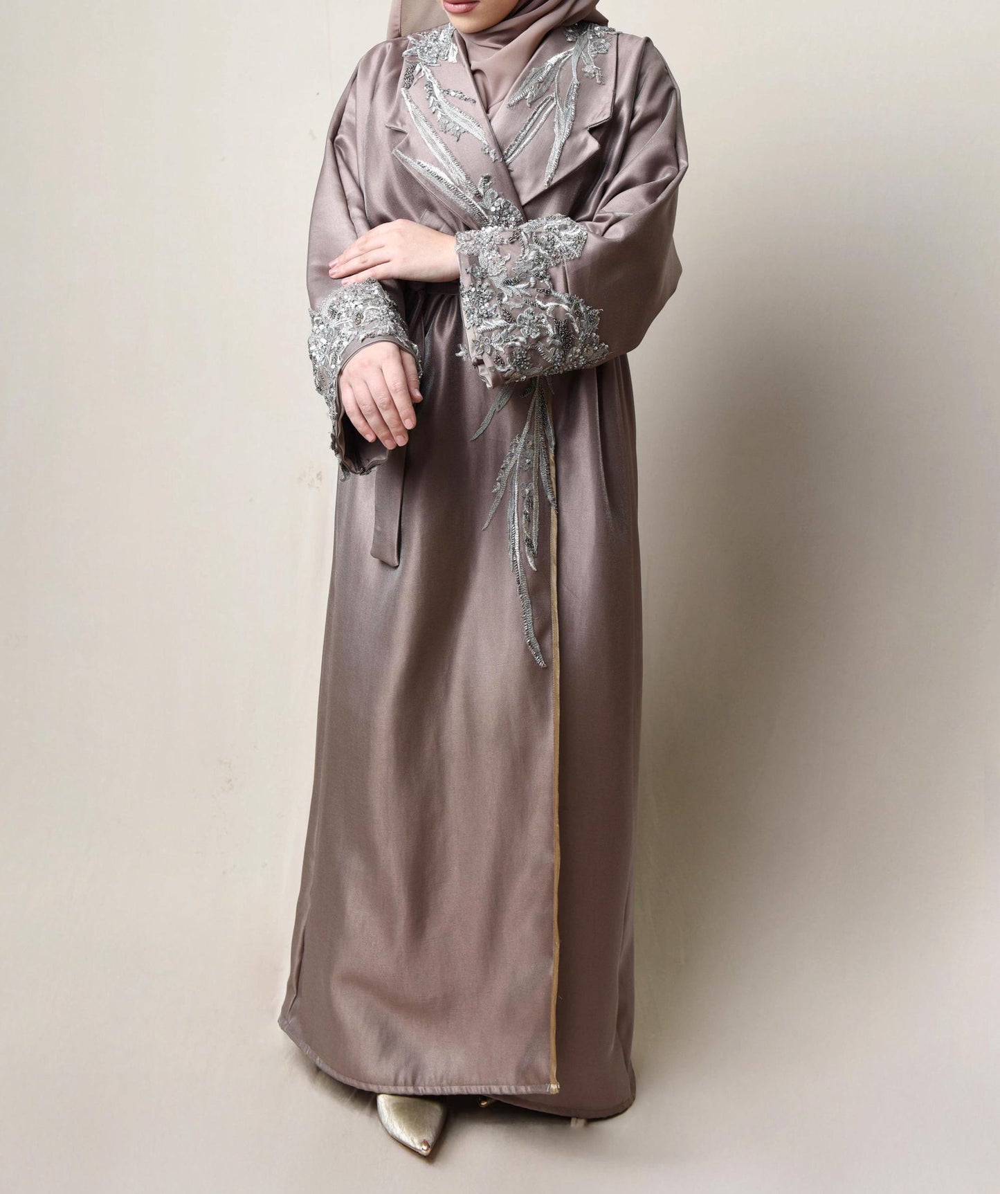 Luxury Designer Abaya – Handmade Elegant Modest Wear – Premium Embroidered Arabian Dress”