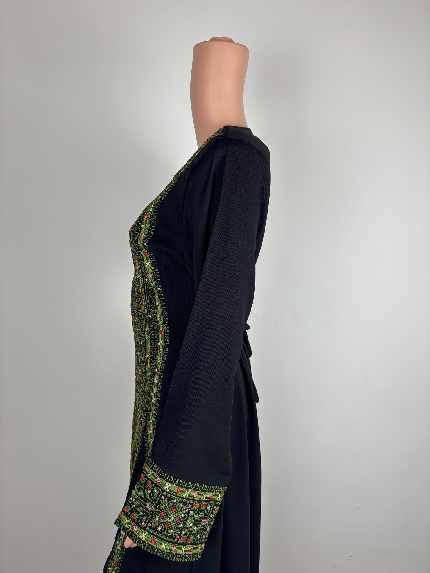 Palestinian Thobe Thob Embroidery Tatreez Green and Black Wide Strips