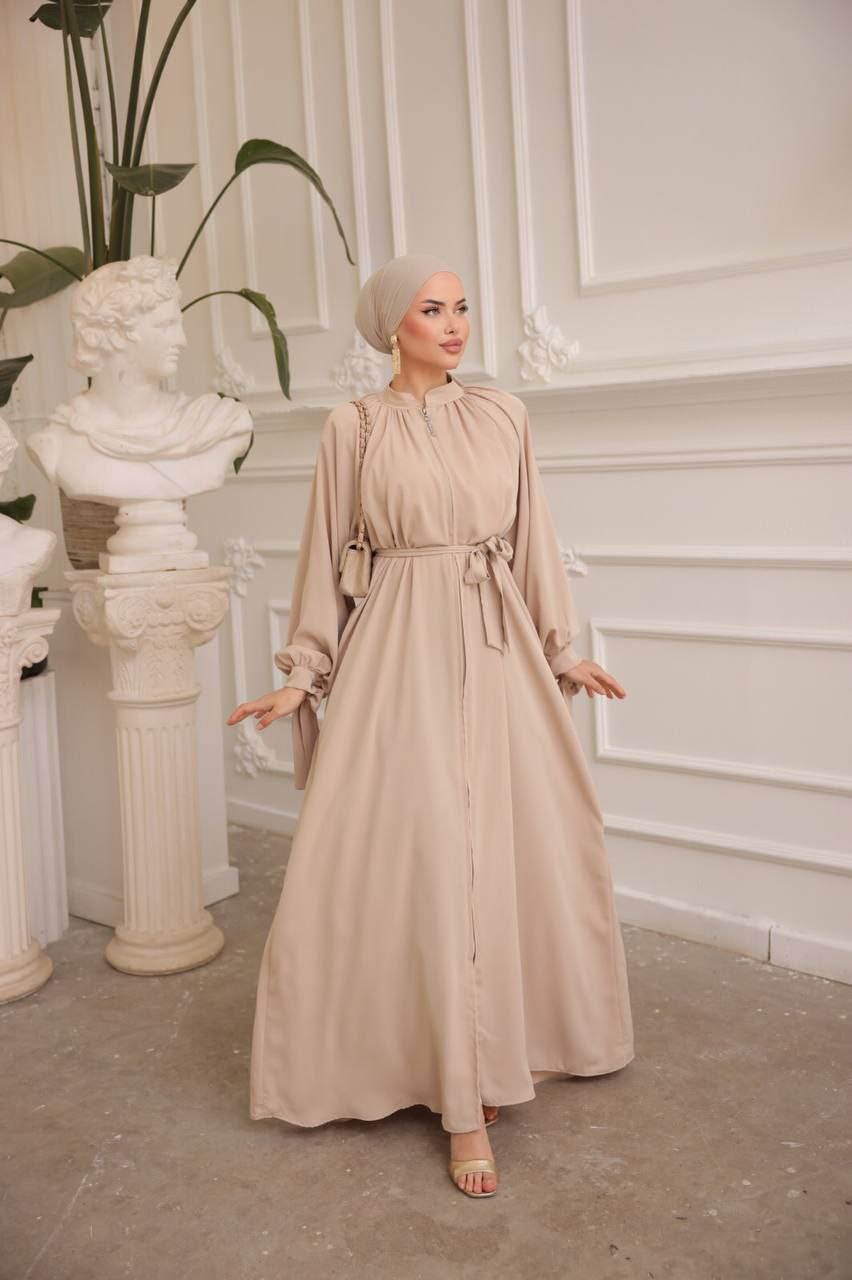 soft beige & soft burnt orange Elegance Cotton Abaya. Crafted from 100% premium Baumwolle cotton.