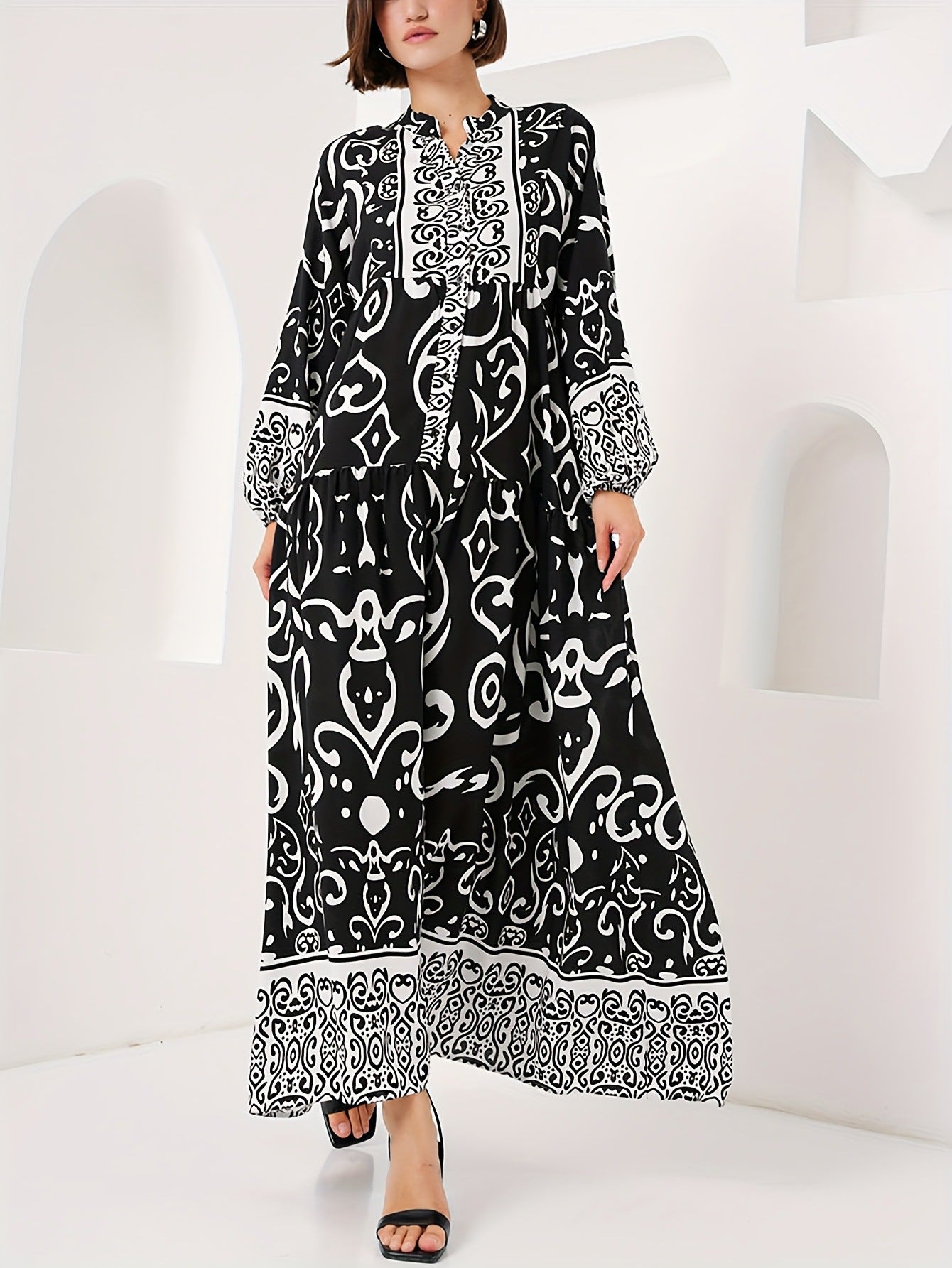 Black Cotton Printed Maxi Dress – Elegant Loose-Fit Long Sleeve Abaya Style
