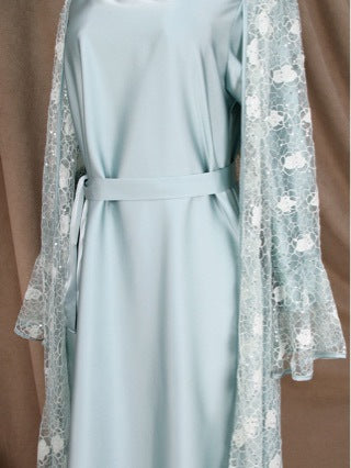 Luxury Lace Abaya with Satin Inner Dress – Elegant Modest Two-Piece Set