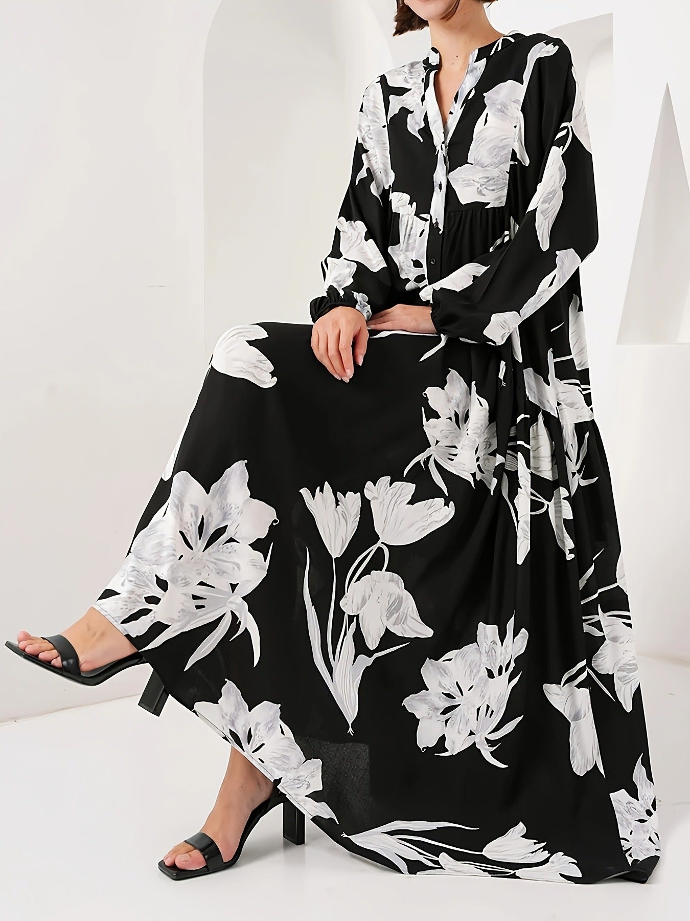 Black Cotton Printed Maxi Dress – Elegant Loose-Fit Long Sleeve Abaya Style