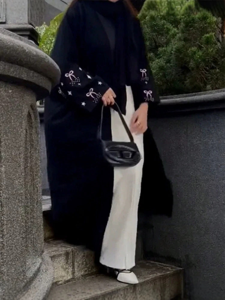Black Embroidered Abaya – Elegant Loose Fit Long Sleeve Modest Dress