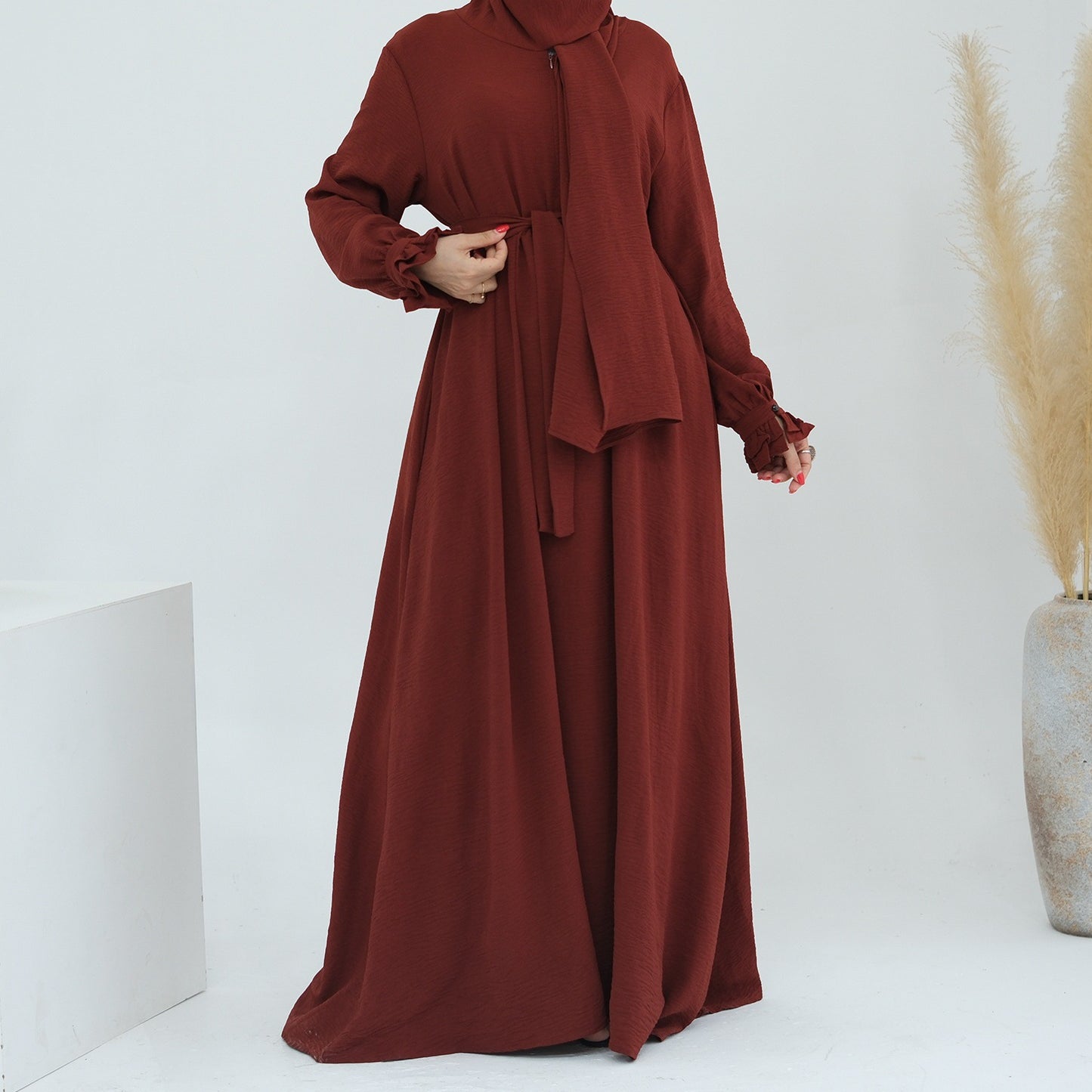 Elegant Loose-Fit Modest Abaya – Full-Length Islamic Dress
