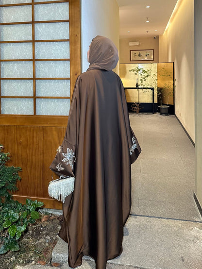 Elegant Embroidered Batwing Abaya – Luxury Modest Maxi Dress