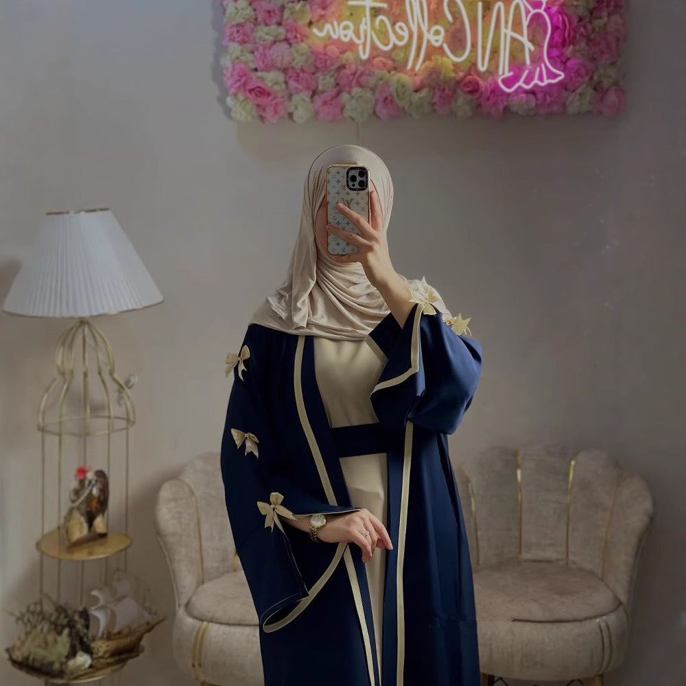 This abaya is crafted with soft flowing fabric.