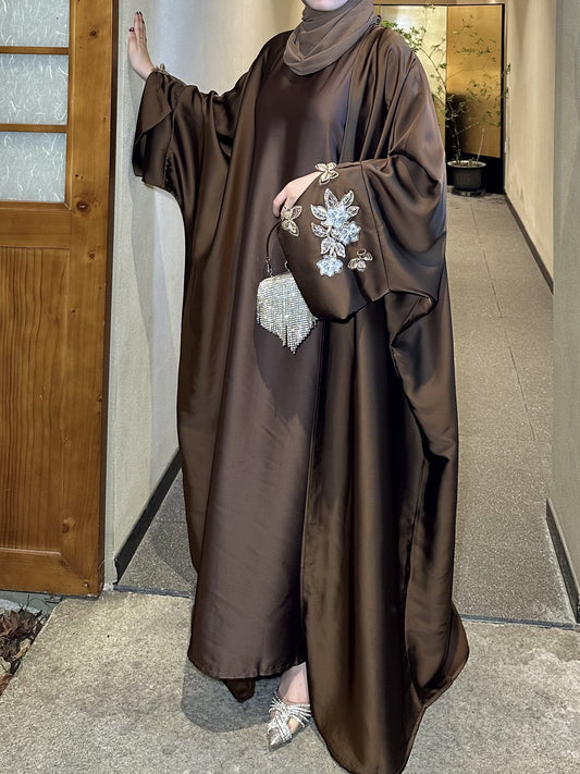Elegant Embroidered Batwing Abaya – Luxury Modest Maxi Dress