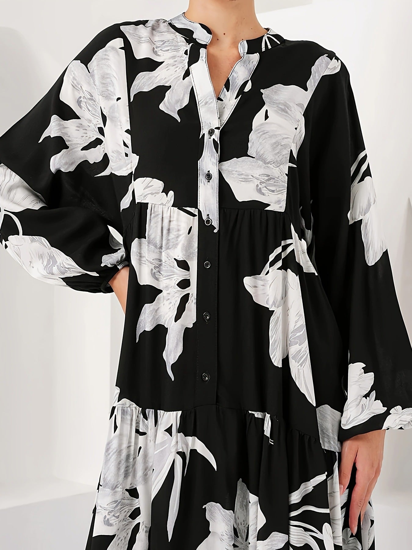 Black Cotton Printed Maxi Dress – Elegant Loose-Fit Long Sleeve Abaya Style