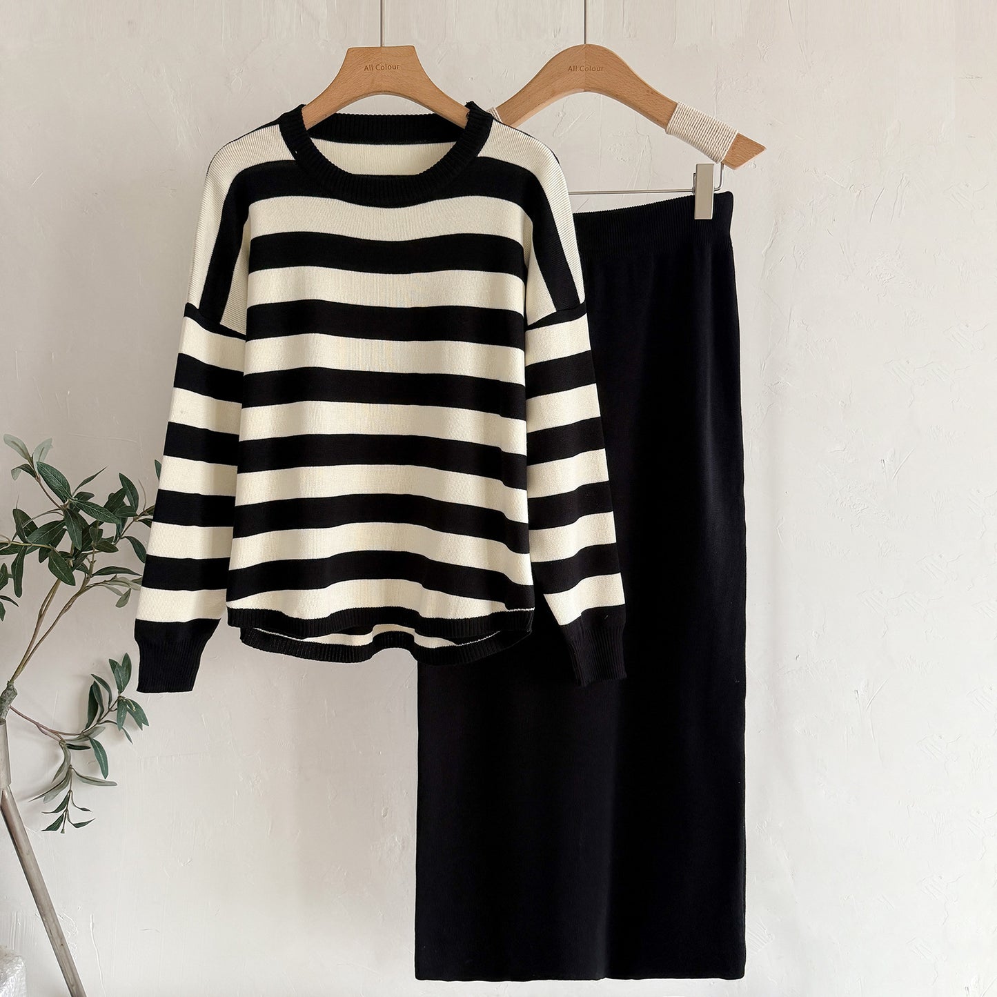 Elegant Two-Tone Knit  Set – Modest Chic Matching Outfit