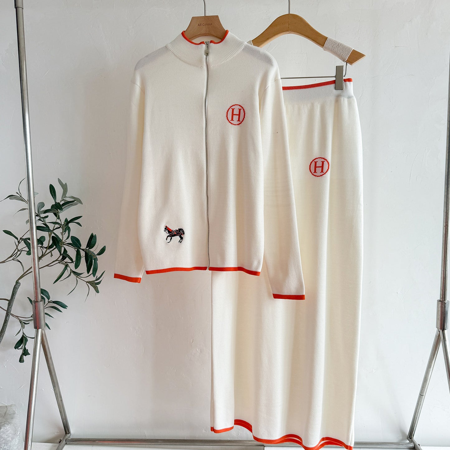 Elegant Two-Tone Knit  Set – Modest Chic Matching Outfit