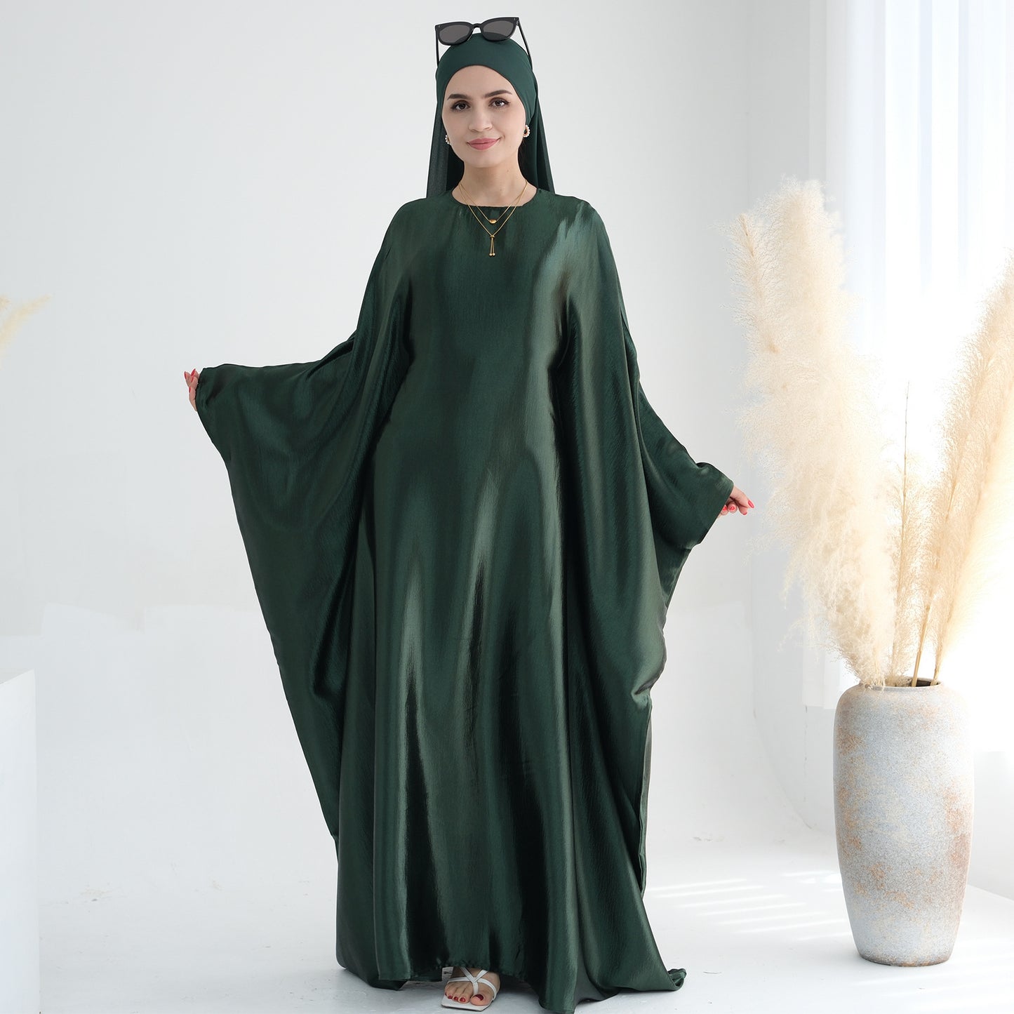 Elegant 2-Piece Abaya Set with Hijab – Soft, Modest & Comfortable
