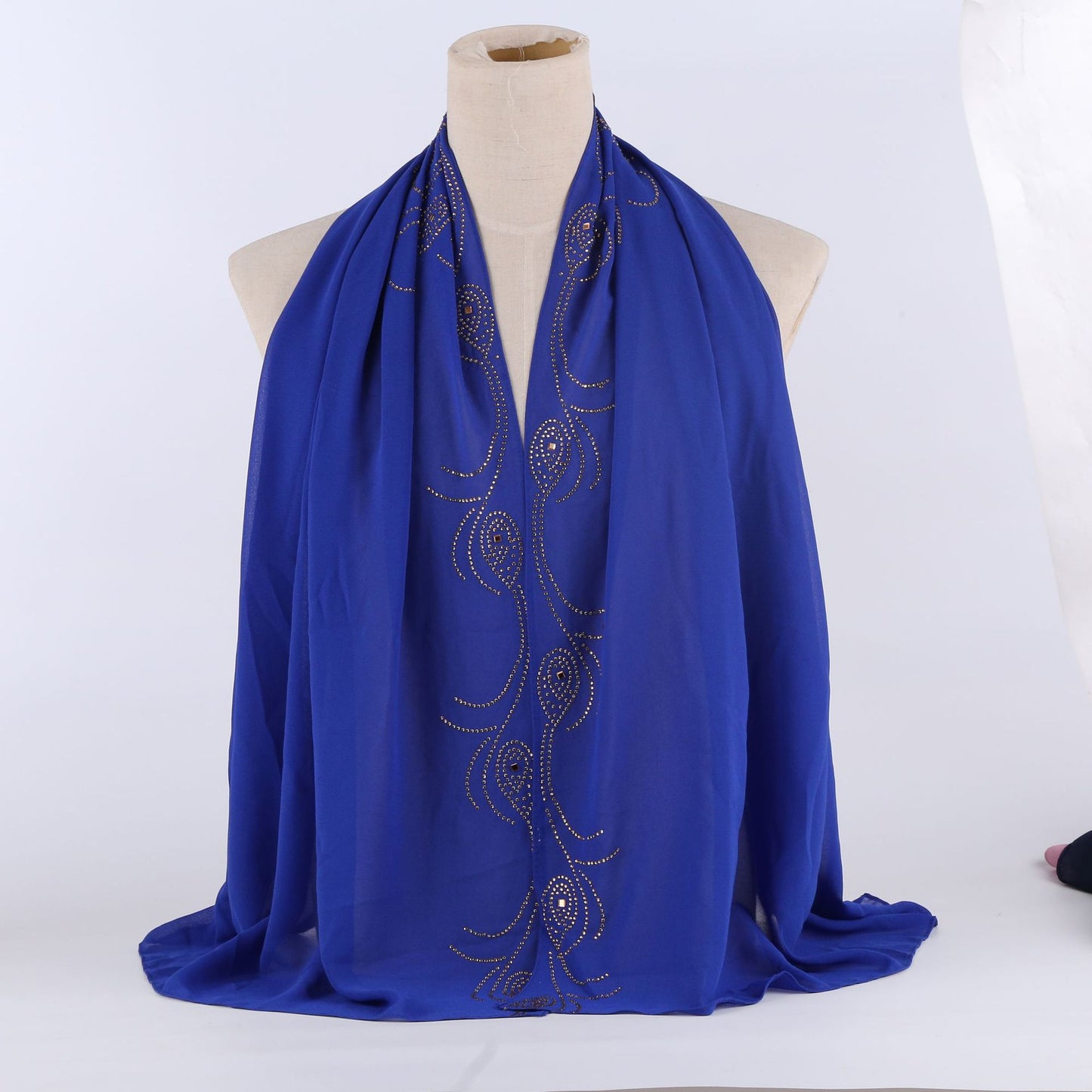 Elegant Chiffon Hijab – Timeless Modest Fashion