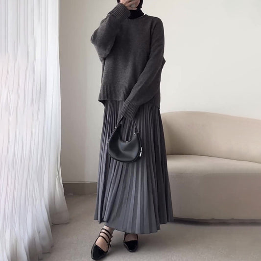 New Style Autumn Versatile Sweater and Pleated Skirt Set, Stylish and Versatile