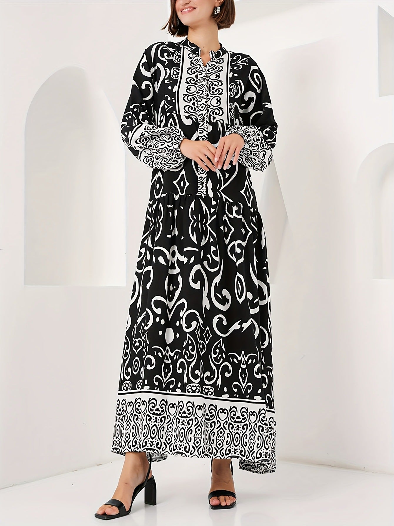 Black Cotton Printed Maxi Dress – Elegant Loose-Fit Long Sleeve Abaya Style