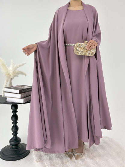 Abaya Set – Modest Luxury for Every Occasion