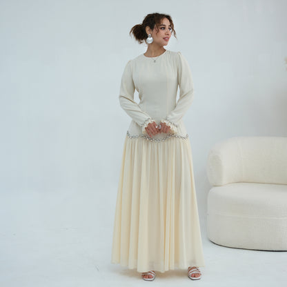 Elegant Lace Trim Abaya – Modest & Graceful Style