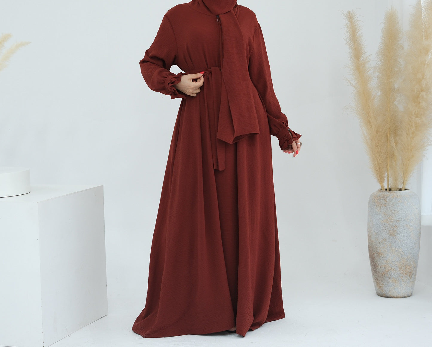 Elegant Loose-Fit Modest Abaya – Full-Length Islamic Dress