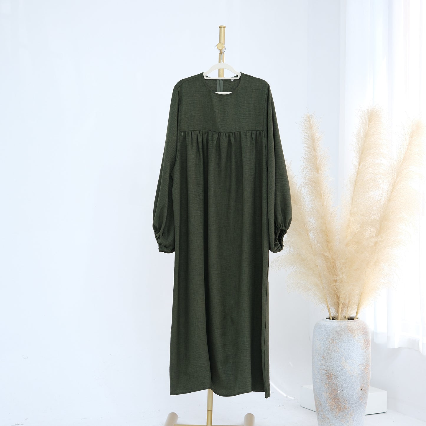 Breastfeeding Abaya: Comfortable Modest Full-Length Loose Fit Dress