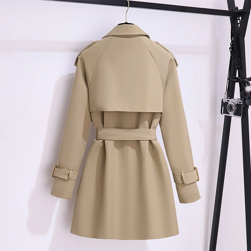 Elegant Trench Coat – Timeless Autumn & Winter Style