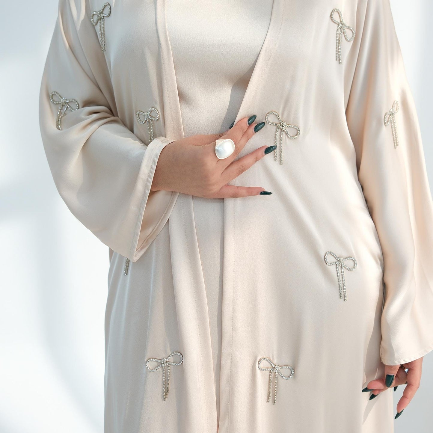 Elegant Bow 2-Piece Abaya Set