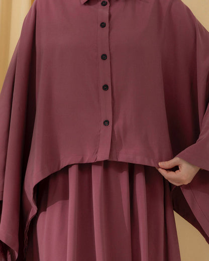 Loose-Fit Long-Sleeve Tunic & Pinafore.