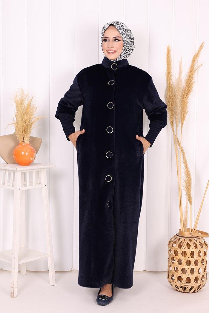 Women’s Long Mink Coat – Modest Winter Wear & Hijab Style Coat