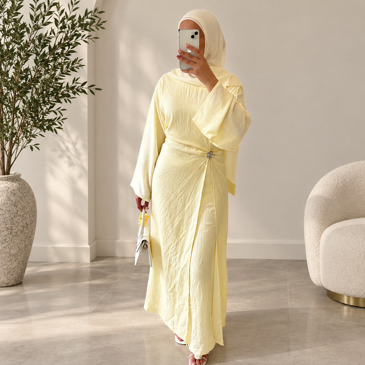 Simple, elegant, and effortlessly modest