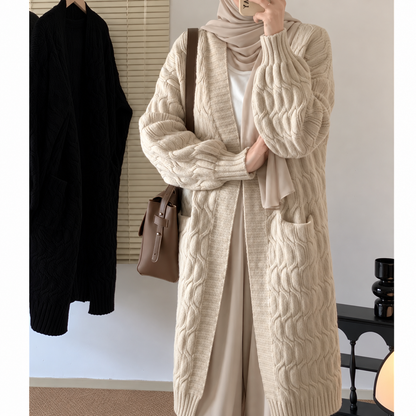 Cozy Elegance: The Perfect Knitwear Look
