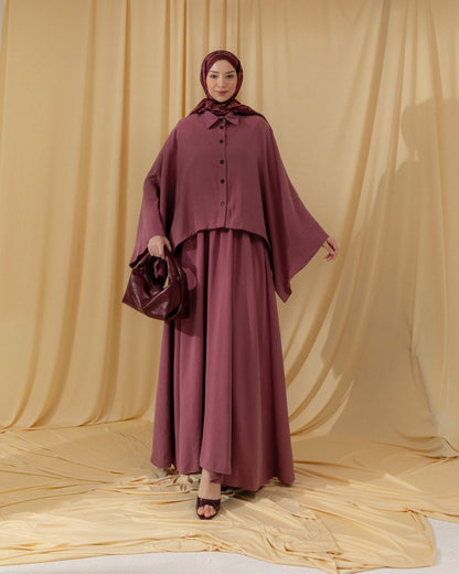 Loose-Fit Long-Sleeve Tunic & Pinafore.