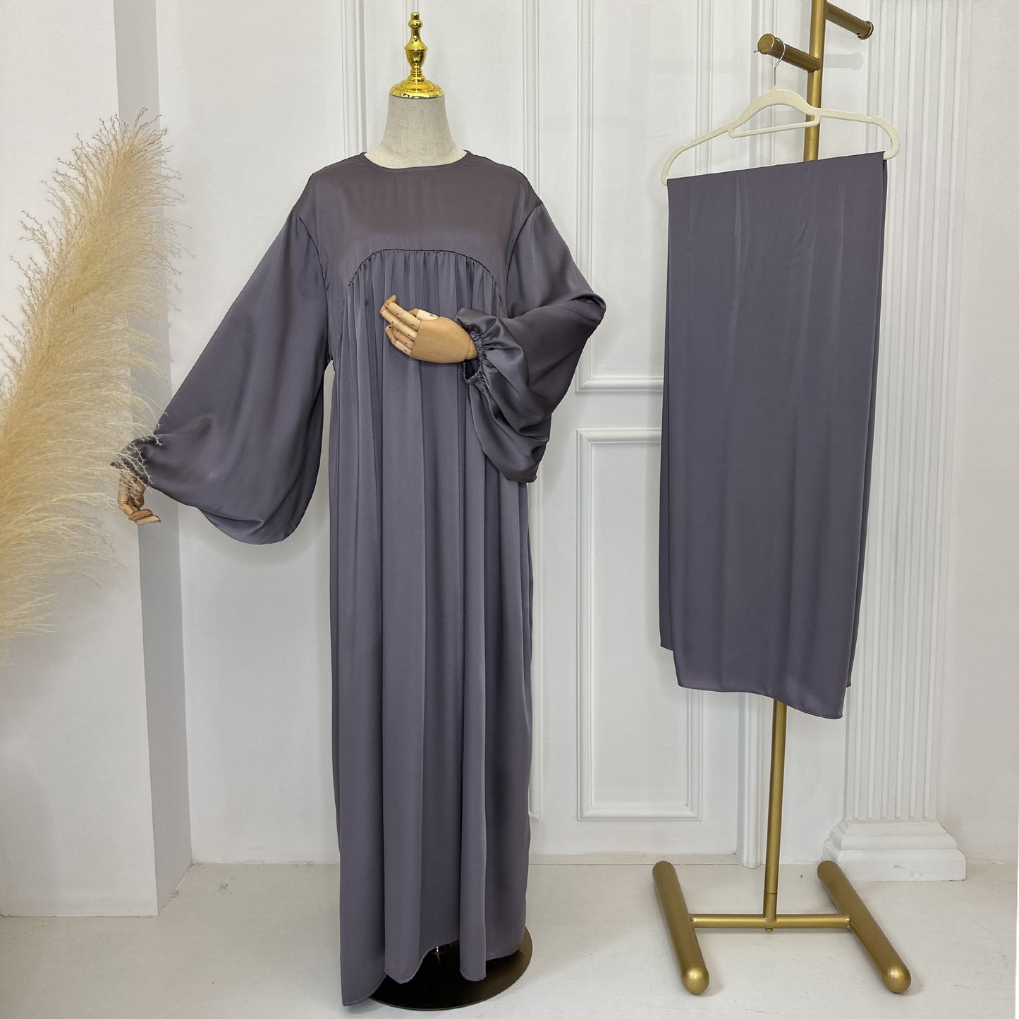 Abaya– Soft, Loose Fit, Long Sleeve Maxi Dress