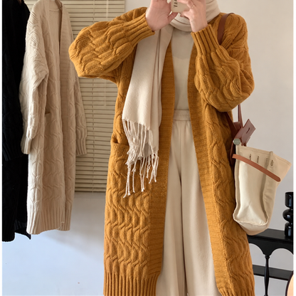 Cozy Elegance: The Perfect Knitwear Look