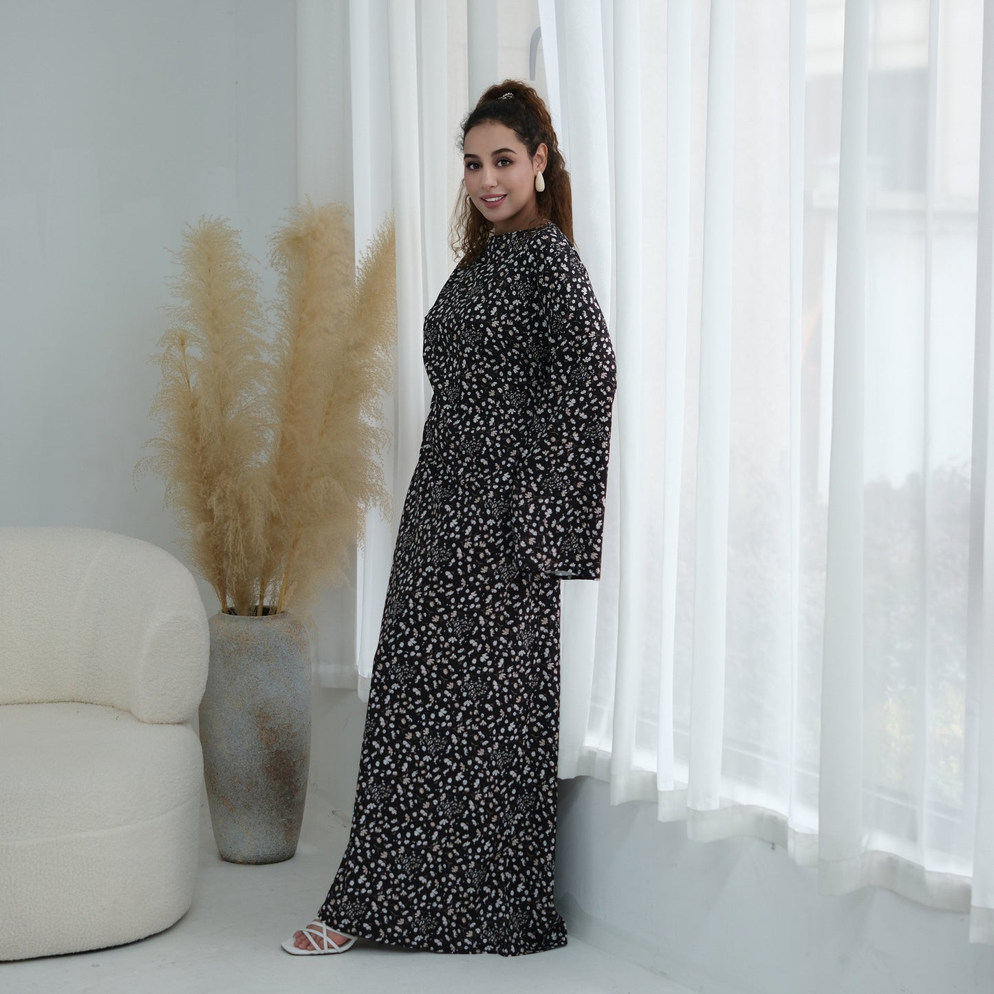 Elegant Floral Print Maxi Abaya – Modest Everyday Dress