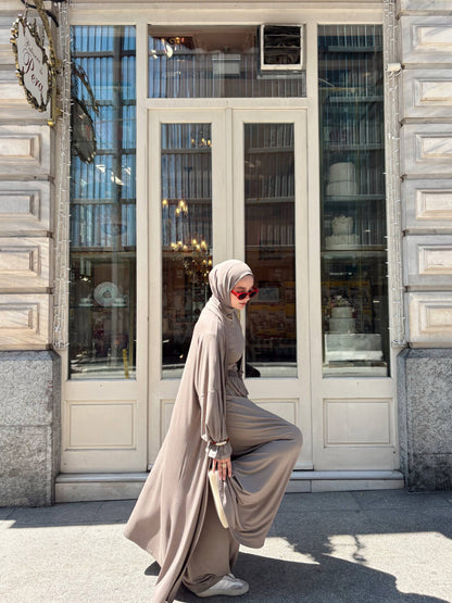 Luxury Modest Wear Set | White Abaya with Drawstring Waist